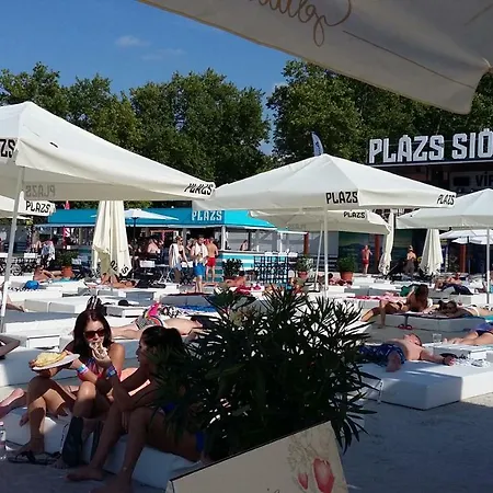 Panoráma Wellness Apartman *