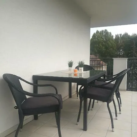 Panoráma Wellness Apartman Apartamento